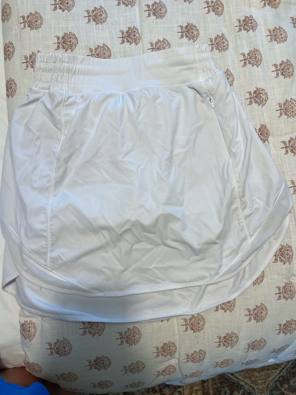 Lululemon White Women’s Active Skort with Zipper Pocket